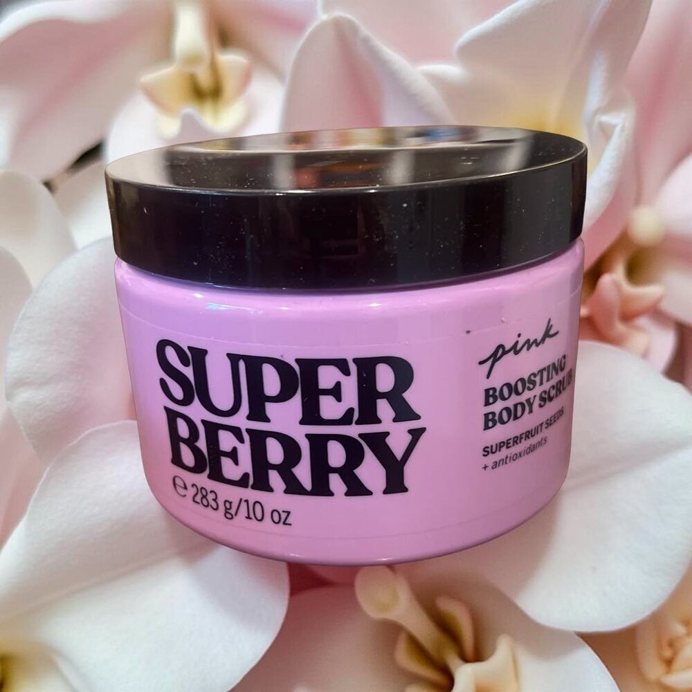 Victoria’s Secret Pink Super Berry Boosting Body Scrub 10 oz